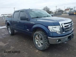 2013 Ford F-150 XL with VIN 1FTFW1ET3DFD31952, listed as a IAAI auction lot 41940875 with 152,723 mi miles. Bid and sale history available at carsss.com. Image 1.