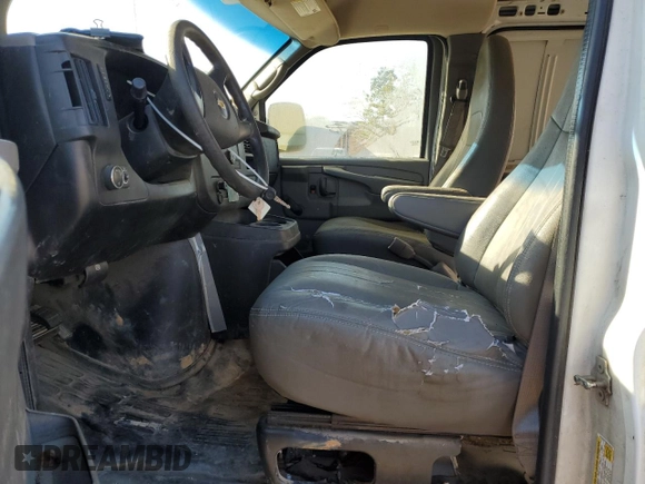 2011 Chevrolet Express Cargo with VIN 1GCSGAFX6B1184033, listed as a Copart auction lot 49334535 with 279,390 mi miles and Clean title. Bid and sale history available at DreamBid. Image 7.