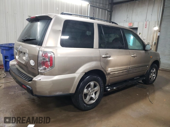 2006 Honda Pilot EX-L with VIN 2HKYF18796H516751, listed as a Copart auction lot 44558685 with 141,576 mi miles and Salvage Title. Bid and sale history available at DreamBid. Image 3.