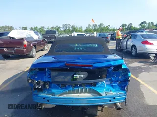 2017 Ford Mustang GT Premium с VIN 1FATP8FF4H5263034, выставлен на аукционе IAAI как лот 42135251 с пробегом 24 955 миль миль и . История ставок и продаж доступна на DreamBid. Изображение 17.