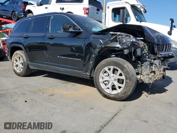 2023 Jeep Grand Cherokee Limited with VIN 1C4RJHBG8PC580605, listed as a Copart auction lot 61129795 with 27,404 mi miles and Salvage title. Bid and sale history available at DreamBid. Image 4.