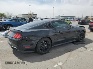 2020 Ford Mustang GT with VIN 1FA6P8CF9L5181701, listed as a Copart auction lot 50621205 with 40,152 mi miles and Salvage Title. Bid and sale history available at carsss.com. Image 3.