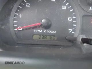 2005 Ford Ranger XLT z VIN 1FTZR45E15PA52471, wystawiony jako IAAI lot #41478665 z przebiegiem Nie podano mil oraz . Historia ofert i sprzedaży dostępna na DreamBid. Obrazek 16.
