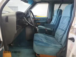 1993 Ford Econoline Cargo with VIN 1FDEE14Y5PHA07711, listed as a Copart auction lot 62064705 with 150,336 mi miles and Salvage title. Bid and sale history available at DreamBid. Image 7.