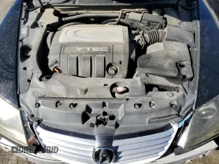 2006 Acura RL with VIN JH4KB16566C006869, listed as a Copart auction lot 50786035 with 139,756 mi miles and Salvage title. Bid and sale history available at DreamBid. Image 11.