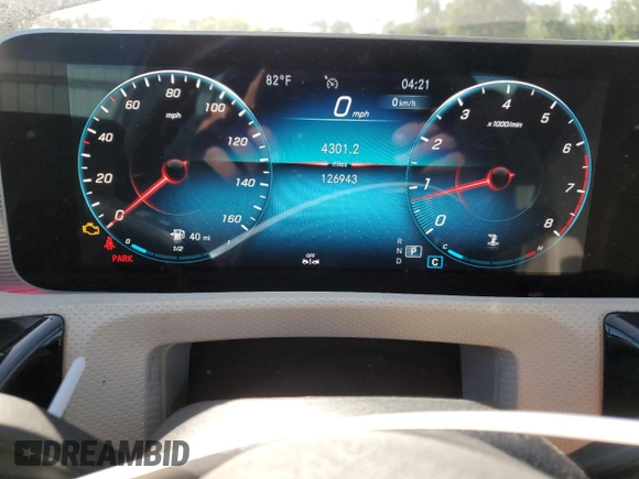 2020 Mercedes-Benz CLA 250 с VIN WDD5J4GB4LN063925, выставлен на аукционе Copart как лот 50208045 с пробегом 126 943 миль миль и Списание • Salvage title. История ставок и продаж доступна на DreamBid. Изображение 9.