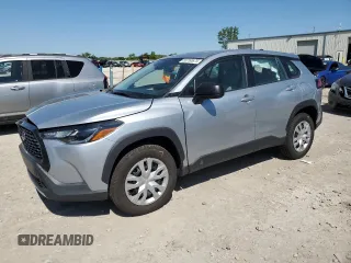 2022 Toyota Corolla Cross L z VIN 7MUAAABG4NV022725, wystawiony jako Copart lot #55750675 z przebiegiem 67 962 mil mil oraz Szkoda całkowita • Salvage title. Historia ofert i sprzedaży dostępna na DreamBid. Obrazek 1.