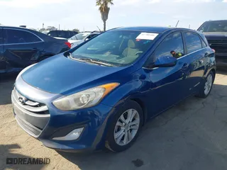 2015 Hyundai Elantra GT with VIN KMHD35LH3FU249316, listed as a IAAI auction lot 41700406 with NaN miles. Bid and sale history available at carsss.com. Image 17.