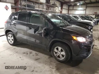 2020 Chevrolet Trax LS z VIN KL7CJNSB2LB042455, wystawiony jako Copart lot #48518325 z przebiegiem 40 904 mil mil oraz Szkoda całkowita • Salvage title. Historia ofert i sprzedaży dostępna na DreamBid. Obrazek 4.