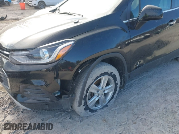 2018 Chevrolet Trax LT with VIN 3GNCJPSB1JL231115, listed as a IAAI auction lot 41686302 with 44,763 mi miles. Bid and sale history available at carsss.com. Image 6.