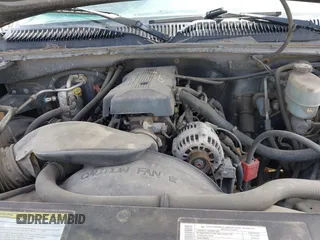 2000 Chevrolet Silverado 2500 LS z VIN 1GCGK29U7YE398008, wystawiony jako IAAI lot #42432596 z przebiegiem 217 691 mil mil oraz . Historia ofert i sprzedaży dostępna na DreamBid. Obrazek 10.