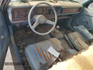1979 Ford Mustang z VIN 9R02W117623, wystawiony jako Copart lot #79574824 z przebiegiem 41 434 mil mil oraz Czysty tytuł • Clean title. Historia ofert i sprzedaży dostępna na DreamBid. Obrazek 8.