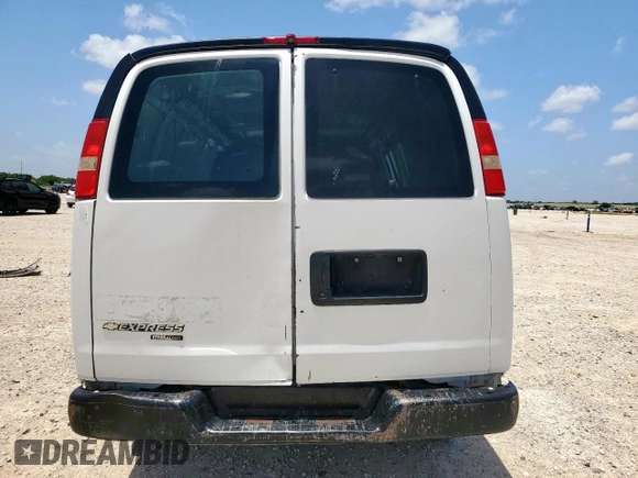 2014 Chevrolet Express Cargo z VIN 1GCZGTBG1E1115142, wystawiony jako Copart lot #61744635 z przebiegiem 192 407 mil mil oraz Czysty tytuł • Clean title. Historia ofert i sprzedaży dostępna na DreamBid. Obrazek 6.