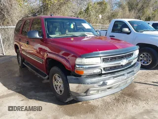 2005 Chevrolet Tahoe LT z VIN 1GNEC13TX5R133819, wystawiony jako IAAI lot #41570638 z przebiegiem 202 967 mil mil oraz . Historia ofert i sprzedaży dostępna na DreamBid. Obrazek 1.