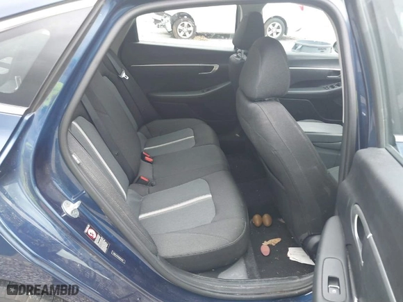 2021 Hyundai Sonata SE with VIN 5NPEG4JA4MH076636, listed as a IAAI auction lot 40754573 with 107,613 mi miles. Bid and sale history available at carsss.com. Image 8.