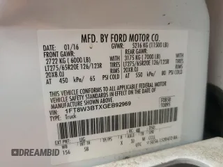 2016 Ford F-350 Platinum z VIN 1FT8W3BTXGEB92969, wystawiony jako Copart lot #56999755 z przebiegiem 196 002 mil mil oraz Szkoda całkowita • Salvage title. Historia ofert i sprzedaży dostępna na DreamBid. Obrazek 13.