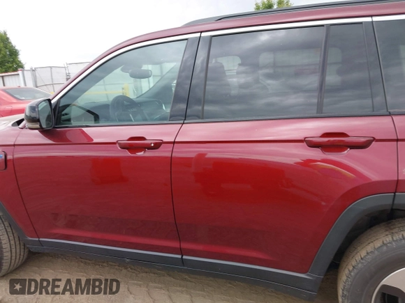 2024 Jeep Grand Cherokee с VIN 1C4RJYB69RC132500, выставлен на аукционе IAAI как лот 42553951 с пробегом 20 990 миль миль и . История ставок и продаж доступна на DreamBid. Изображение 15.