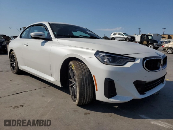 2023 BMW 2 Series 230i xDrive with VIN 3MW33CM06P8D23448, listed as a Copart auction lot 75215964 with 17,213 mi miles and Salvage Title. Bid and sale history available at carsss.com. Image 4.