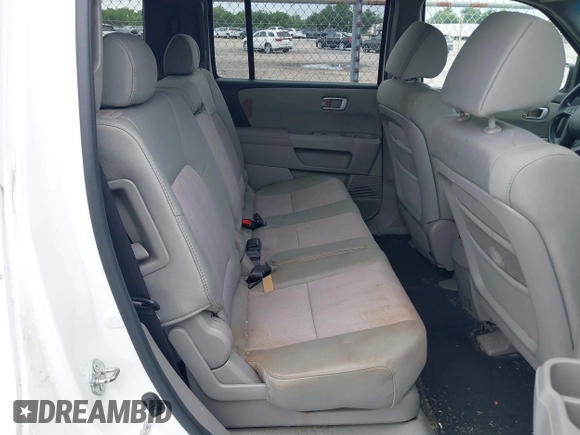 2011 Honda Pilot EX with VIN 5FNYF3H48BB029583, listed as a IAAI auction lot 42096963 with 263,545 mi miles and . Bid and sale history available at carsss.com. Image 8.