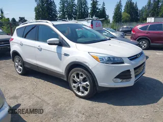 2013 Ford Escape Titanium с VIN 1FMCU9J96DUB47078, выставлен на аукционе IAAI как лот 42407240 с пробегом 47 449 миль миль и . История ставок и продаж доступна на DreamBid. Изображение 1.