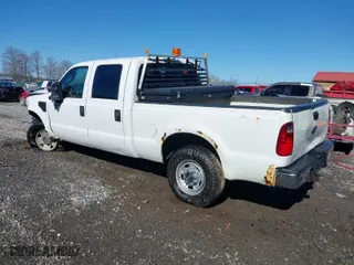 2008 Ford Super Duty F-250 SRW XL with VIN 1FTSW21548EA43414, listed as a IAAI auction lot 41824311 with 137,502 mi miles. Bid and sale history available at carsss.com. Image 3.
