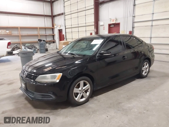 2014 Volkswagen Jetta SE with VIN 3VWD17AJ7EM409189, listed as a IAAI auction lot 42313804 with 139,950 mi miles and . Bid and sale history available at DreamBid. Image 2.