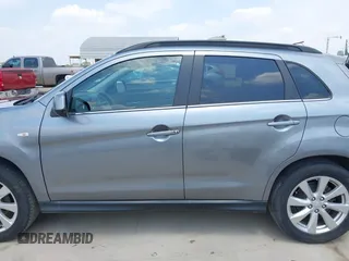 2013 Mitsubishi Outlander SE z VIN 4A4AP4AU5DE003650, wystawiony jako IAAI lot #42063517 z przebiegiem 109 165 mil mil oraz . Historia ofert i sprzedaży dostępna na DreamBid. Obrazek 15.