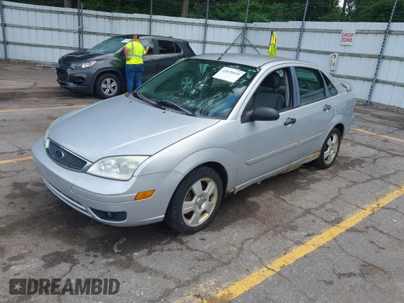 2006 Ford Focus S with VIN 1FAHP34N36W225465, listed as a IAAI auction lot 42670539 with 155,694 mi miles and . Bid and sale history available at DreamBid. Image 2.