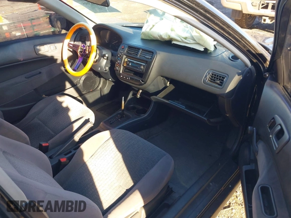 2000 Honda Civic DX z VIN 2HGEJ6443YH100685, wystawiony jako IAAI lot #41296395 z przebiegiem 207 125 mil mil oraz . Historia ofert i sprzedaży dostępna na DreamBid. Obrazek 5.