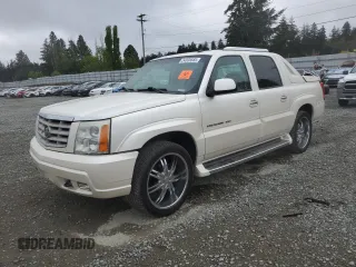 2005 Cadillac Escalade EXT z VIN 3GYEK62N45G133207, wystawiony jako Copart lot #54935685 z przebiegiem 131 962 mil mil oraz Szkody całkowita. Historia ofert i sprzedaży dostępna na DreamBid. Obrazek 1.