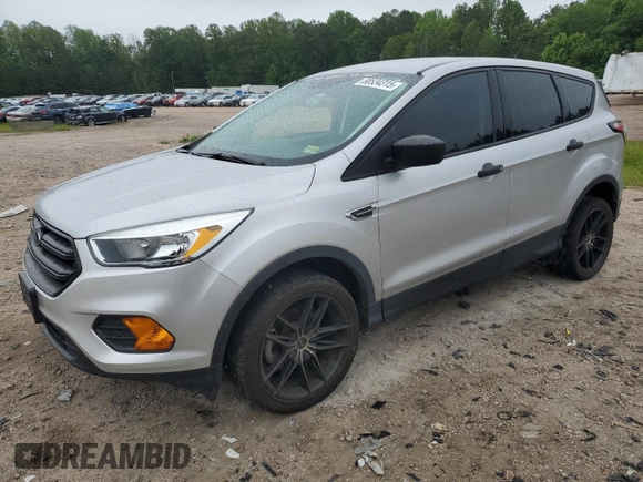 2017 Ford Escape S z VIN 1FMCU0F76HUD03788, wystawiony jako Copart lot #58534315 z przebiegiem 64 723 mil mil oraz Szkoda całkowita • Salvage title. Historia ofert i sprzedaży dostępna na DreamBid. Obrazek 1.