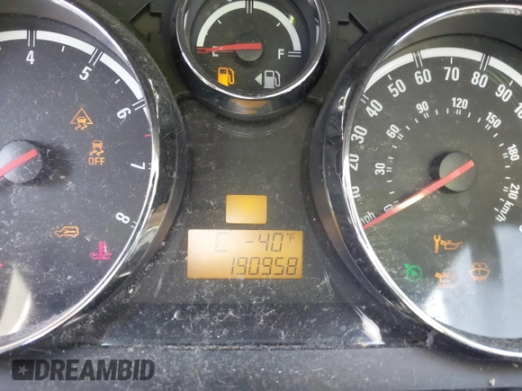 2008 Saturn VUE XR z VIN 3GSCL537X8S651817, wystawiony jako IAAI lot #42212136 z przebiegiem 190 958 mil mil oraz . Historia ofert i sprzedaży dostępna na DreamBid. Obrazek 7.