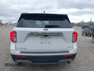 2024 Ford Explorer Limited with VIN 1FMSK8FH0RGA28427, listed as a IAAI auction lot 42017689 with 30,222 mi miles. Bid and sale history available at carsss.com. Image 16.