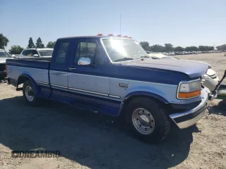 1996 Ford F-250 with VIN 1FTHX25F5TEA34031, listed as a Copart auction lot 61103364 with 168,139 mi miles and Salvage Title. Bid and sale history available at carsss.com. Image 4.