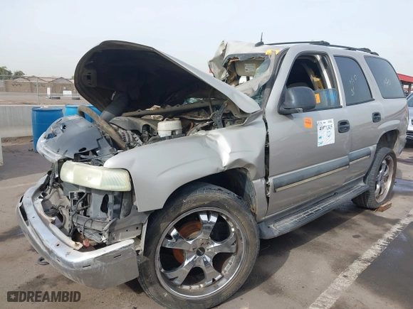 2004 Chevrolet Tahoe LT with VIN 1GNEC13ZX4R131734, listed as a IAAI auction lot 40971315 with 1 mi miles. Bid and sale history available at carsss.com. Image 2.