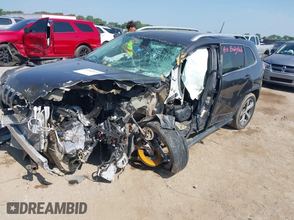2019 Jeep Cherokee Limited с VIN 1C4PJLDB2KD433890, выставлен на аукционе IAAI как лот 42383879 с пробегом Не указан миль и . История ставок и продаж доступна на DreamBid. Изображение 16.