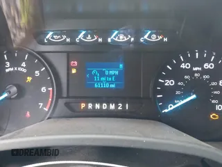 2022 Ford F-250 XL z VIN 1FTBF2B62NEF21705, wystawiony jako IAAI lot #39947332 z przebiegiem 61 110 mil mil oraz . Historia ofert i sprzedaży dostępna na DreamBid. Obrazek 7.