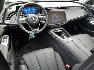 2024 Mercedes-Benz E-Class E 350 with VIN W1KLF4HB3RA026677, listed as a Copart auction lot 67318024 with 7,618 mi miles and Salvage Title. Bid and sale history available at carsss.com. Image 8.