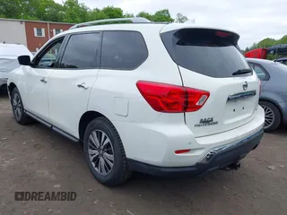 2019 Nissan Pathfinder SV with VIN 5N1DR2MM5KC577300, listed as a IAAI auction lot 42271469 with 110,849 mi miles and . Bid and sale history available at DreamBid. Image 3.