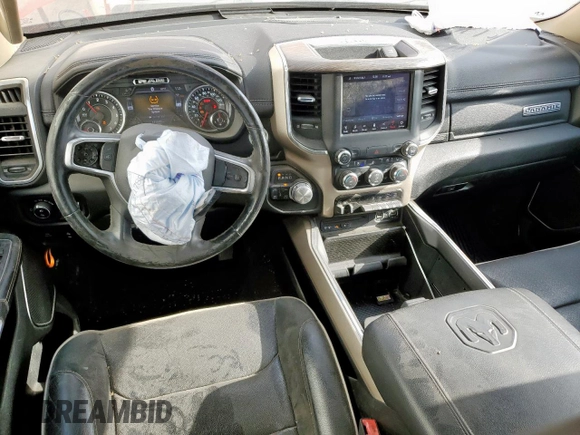 2019 Ram 1500 Laramie z VIN 1C6SRFJT9KN580498, wystawiony jako Copart lot #60328285 z przebiegiem 171 520 mil mil oraz Szkoda całkowita • Salvage title. Historia ofert i sprzedaży dostępna na DreamBid. Obrazek 8.
