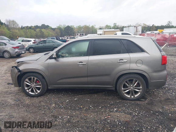 2014 Kia Sorento SX with VIN 5XYKW4A75EG440789, listed as a IAAI auction lot 41937425 with 103,104 mi miles. Bid and sale history available at carsss.com. Image 15.