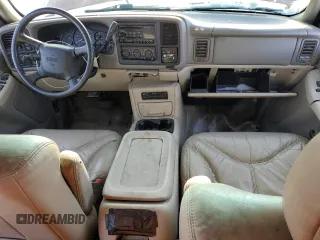 2002 GMC Yukon XL SLT z VIN 1GKFK16ZX2J253229, wystawiony jako Copart lot #88919435 z przebiegiem Nie podano mil oraz Tytuł czysty. Historia ofert i sprzedaży dostępna na DreamBid. Obrazek 8.