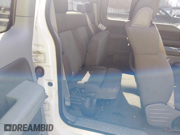 2005 Ford F-150 XLT with VIN 1FTPX14565FA16133, listed as a IAAI auction lot 41782812 with 191,448 mi miles. Bid and sale history available at carsss.com. Image 8.