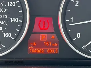 2011 BMW X5 35i with VIN 5UXZV4C58BL401755, listed as a Copart auction lot 49190535 with 104,082 mi miles and Clean Title. Bid and sale history available at carsss.com. Image 8.