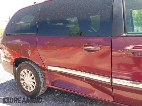 1999 Ford Windstar SE с VIN 2FMZA5247XBC00153, выставлен на аукционе IAAI как лот 42212740 с пробегом 133 130 миль миль и . История ставок и продаж доступна на DreamBid. Изображение 6.