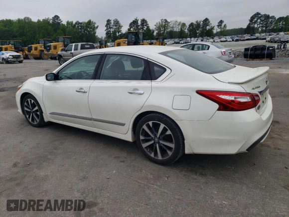 2016 Nissan Altima SR z VIN 1N4AL3AP1GN314106, wystawiony jako Copart lot #52213484 z przebiegiem 112 158 mil mil oraz Szkoda całkowita • Salvage title. Historia ofert i sprzedaży dostępna na DreamBid. Obrazek 2.