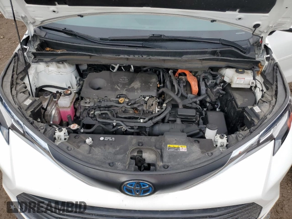 2021 Toyota Sienna LE z VIN 5TDBSKFC4MS022005, wystawiony jako Copart lot #50769965 z przebiegiem 108 694 mil mil oraz Szkoda całkowita • Salvage title. Historia ofert i sprzedaży dostępna na DreamBid. Obrazek 13.