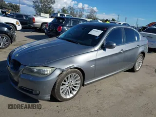 2011 BMW 3 Series 335i xDrive с VIN WBAPL5C54BA916829, выставлен на аукционе IAAI как лот 41760447 с пробегом 133 057 миль миль и . История ставок и продаж доступна на DreamBid. Изображение 17.