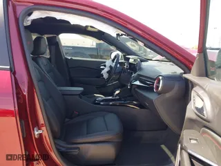 2025 Chevrolet Trax 2RS with VIN KL77LJEP7SC134911, listed as a IAAI auction lot 41714820 with 2,201 mi miles. Bid and sale history available at carsss.com. Image 5.