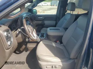 2021 GMC Sierra 1500 SLT z VIN 3GTU9DET6MG172925, wystawiony jako Copart lot #53908075 z przebiegiem 56 717 mil mil oraz Szkoda całkowita • Salvage title. Historia ofert i sprzedaży dostępna na DreamBid. Obrazek 7.